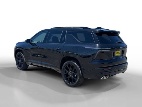 Used 2026 Chevrolet Traverse RS AWD/4WD image 3