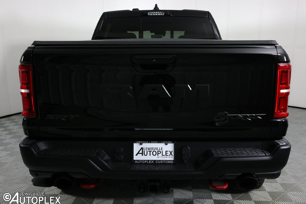 Used 2027 RAM 1500 4x4 Crew Cab image 6