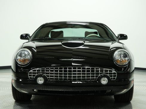 Used 2003 Ford Thunderbird RWD image 3