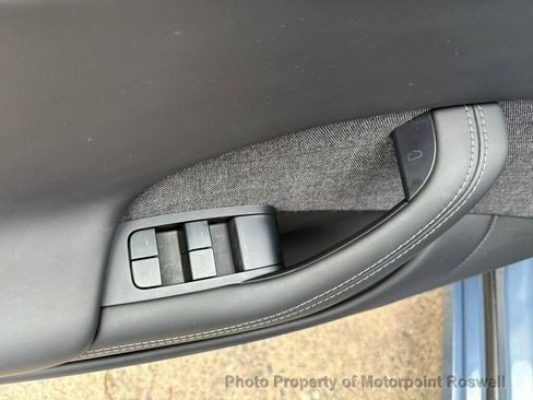 Used 2026 Tesla Model S AWD/4WD image 9