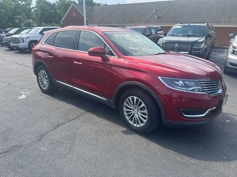 Used 2018 Lincoln MKX Select w/ Select Plus Package FWD image 2