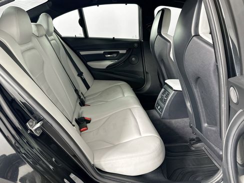 Used 2016 BMW M3 Base image 17