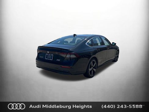 Used 2023 Honda Accord Sport image 6