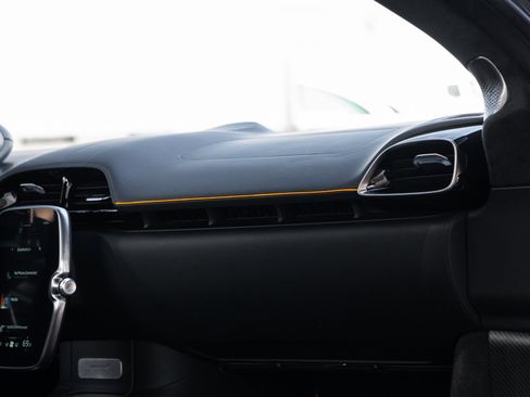 Used 2023 McLaren Artura RWD image 70