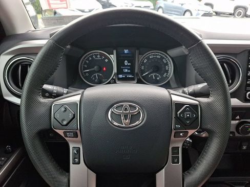Certified 2023 Toyota Tacoma SR5 w/ Technology Package AWD/4WD image 18