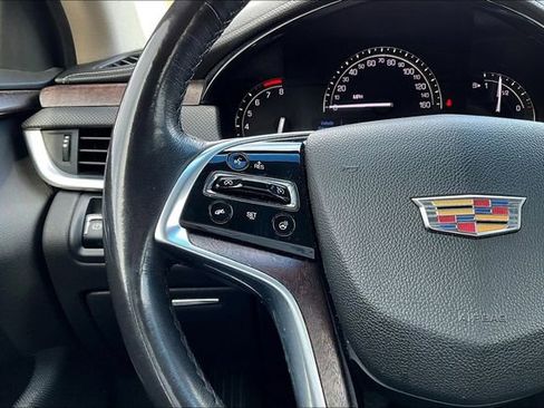 Used 2018 Cadillac XTS Luxury AWD/4WD image 11