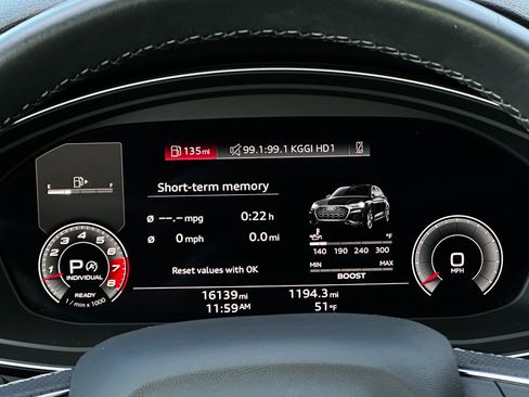 Used 2023 Audi SQ5 Premium Plus w/ Premium Plus Package image 4