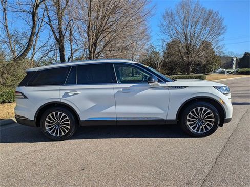 Certified 2022 Lincoln Aviator Reserve image 7