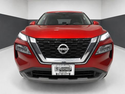 Certified 2023 Nissan Rogue SV w/ SV Premium Package AWD/4WD image 6