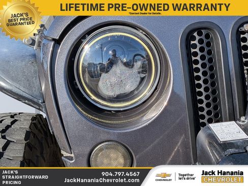 Used 2014 Jeep Wrangler Unlimited Rubicon w/ Connectivity Group image 9