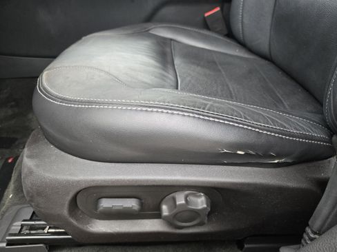 Used 2014 Ford Taurus SEL w/ Equipment Group 201A FWD image 20