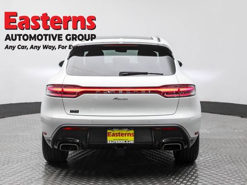 Used 2023 Porsche Macan T w/ Premium Package Plus image 6