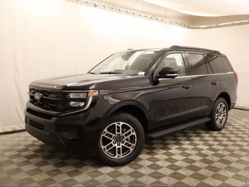 New 2026 Ford Expedition Active image 1