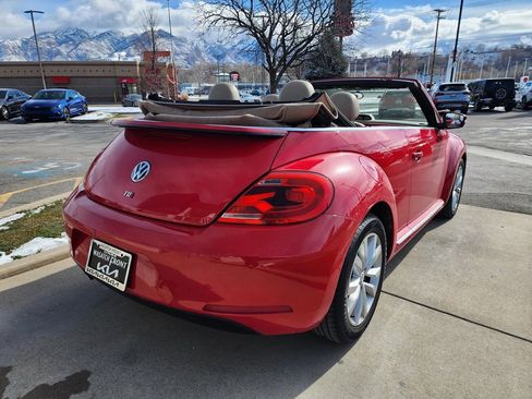 Used 2014 Volkswagen Beetle TDI image 5