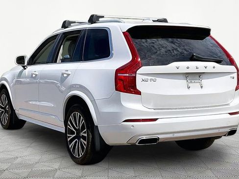 Used 2021 Volvo XC90 T5 Momentum w/ Advanced Package image 4