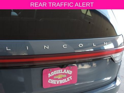 Used 2025 Lincoln Aviator Reserve w/ Equipment Group 201A AWD/4WD image 15