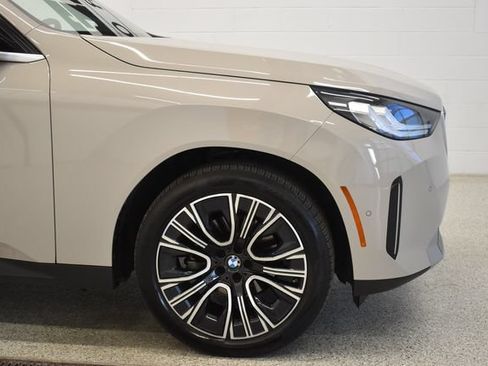 Used 2025 BMW X3 xDrive30i AWD/4WD image 13