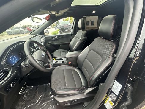 Used 2024 Ford Escape ST-Line w/ Tech Pack #1 image 21