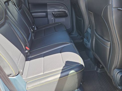 Used 2025 Ford Maverick Lobo AWD/4WD image 28