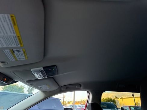 Used 2025 Nissan Pathfinder SV image 20