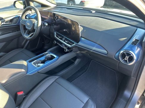 New 2026 Chevrolet Equinox EV LT w/ LPO, Blackout Package FWD image 47