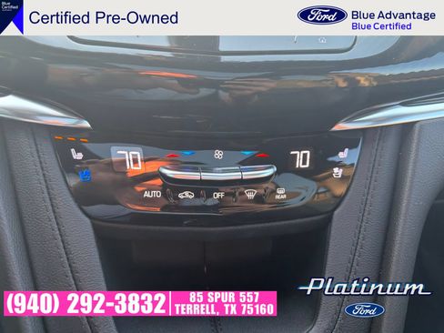 Used 2023 Cadillac XT6 Sport w/ Technology Package AWD/4WD image 16