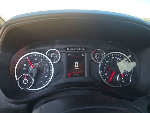 Used 2026 RAM 2500 Big Horn AWD/4WD image 4