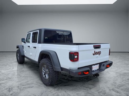 Used 2024 Jeep Gladiator Mojave w/ Convenience Group AWD/4WD image 5