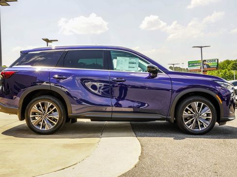 New 2027 INFINITI QX60 Luxe FWD image 6