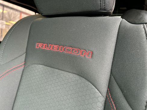 Used 2021 Jeep Wrangler Rubicon w/ Cold Weather Group image 34