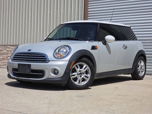 Used 2013 MINI Cooper Hardtop FWD image 1