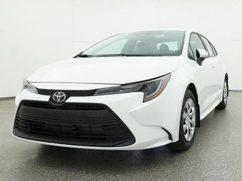 New 2026 Toyota Corolla LE image 32