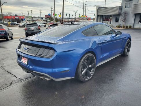 Used 2022 Ford Mustang GT Premium w/ Equipment Group 401A image 4