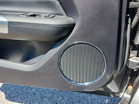 Used 2018 Ford Mustang Premium image 29