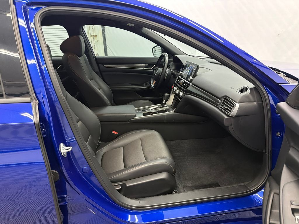 Used 2022 Honda Accord Sport image 14