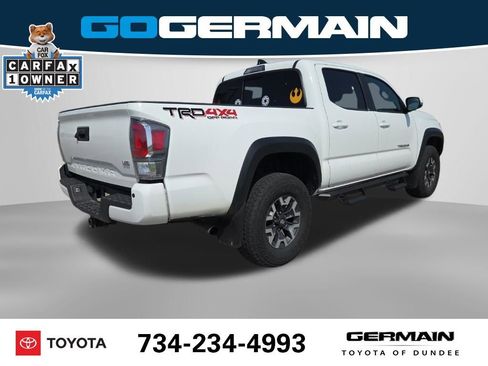 Used 2023 Toyota Tacoma TRD Off-Road w/ TRD Premium Off Road Package AWD/4WD image 8