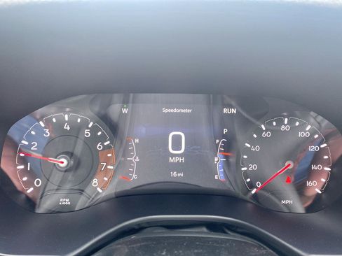 New 2026 Jeep Compass Trailhawk image 8