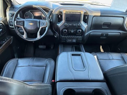 Used 2022 Chevrolet Silverado 3500 High Country image 10