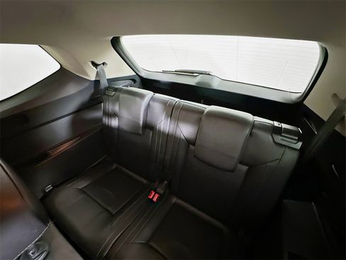 Used 2019 Volkswagen Atlas SE image 4