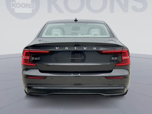 Certified 2024 Volvo S60 B5 Plus image 5