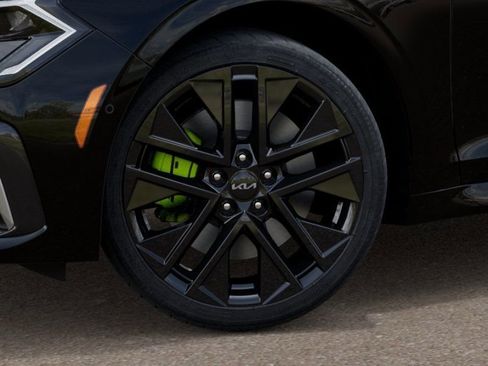 New 2026 Kia K5 GT w/ GT1 Package FWD image 9