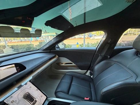 Used 2023 Lucid Air Grand Touring image 14