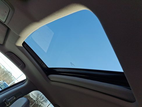 Used 2017 Honda Ridgeline RTL-E image 14