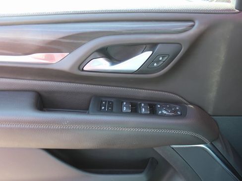 Used 2022 GMC Yukon Denali image 37