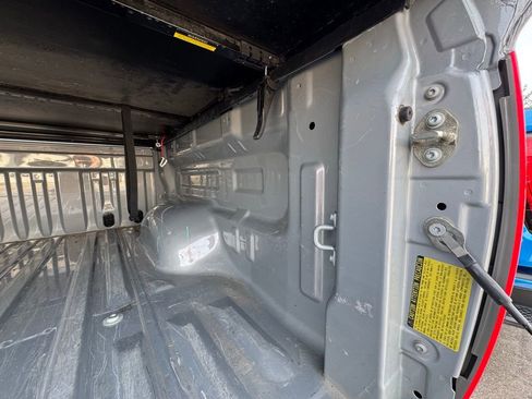 Used 2019 Toyota Tundra SR5 w/ TRD Off Road Package image 11