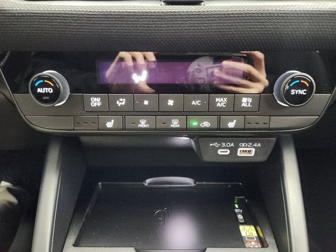 New 2026 Subaru Outback Limited image 25