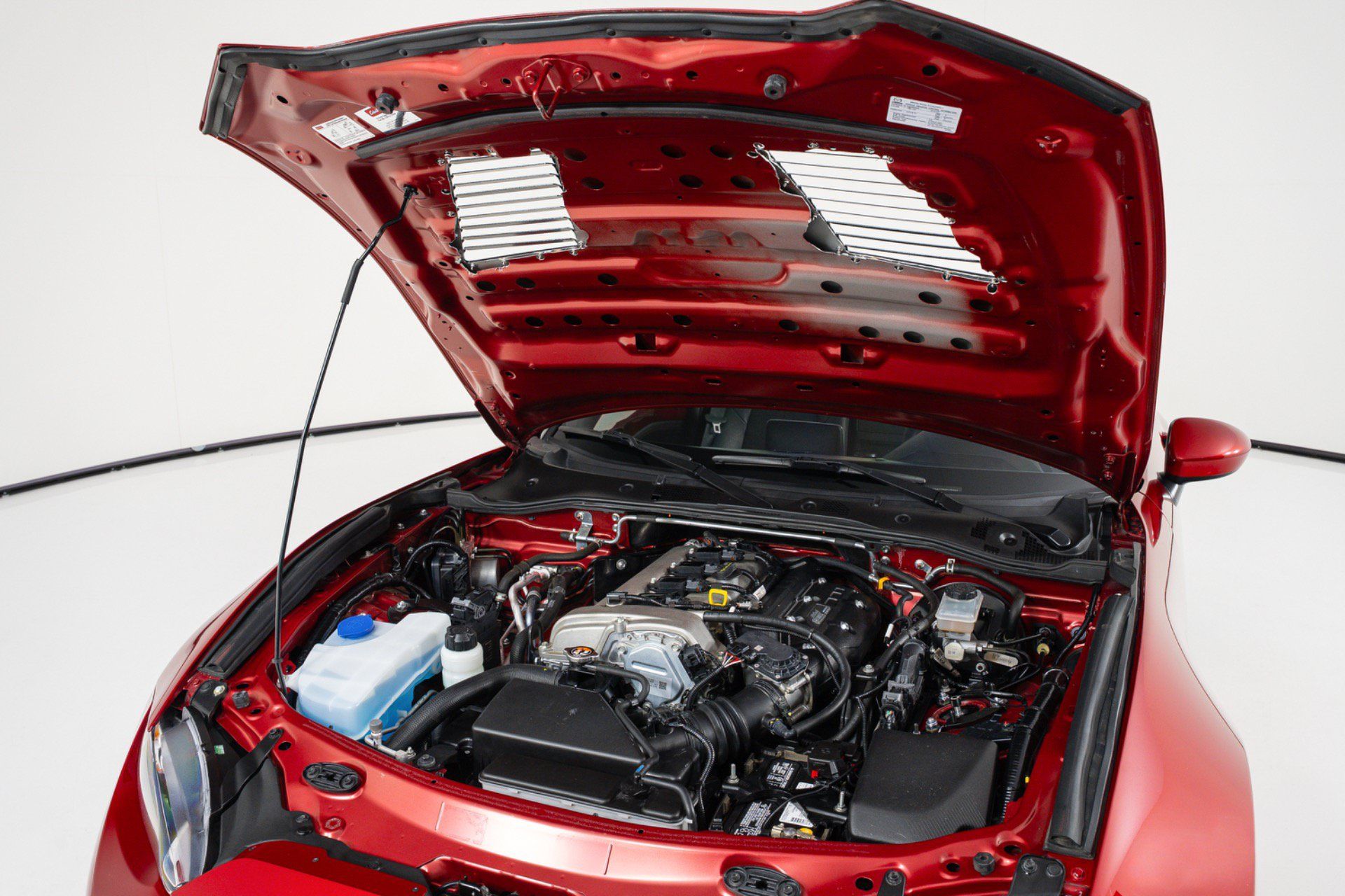 Used 2016 MAZDA MX-5 Miata Grand Touring RWD image 45