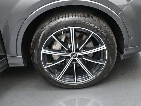 Certified 2025 Audi Q7 2.0T Premium Plus w/ Premium Plus Package AWD/4WD image 41