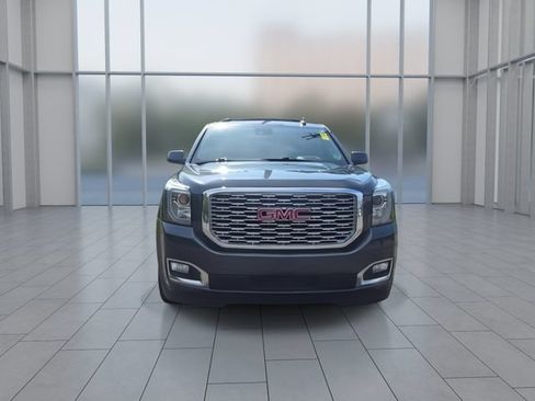 Used 2020 GMC Yukon XL Denali w/ Denali Ultimate Package AWD/4WD image 3