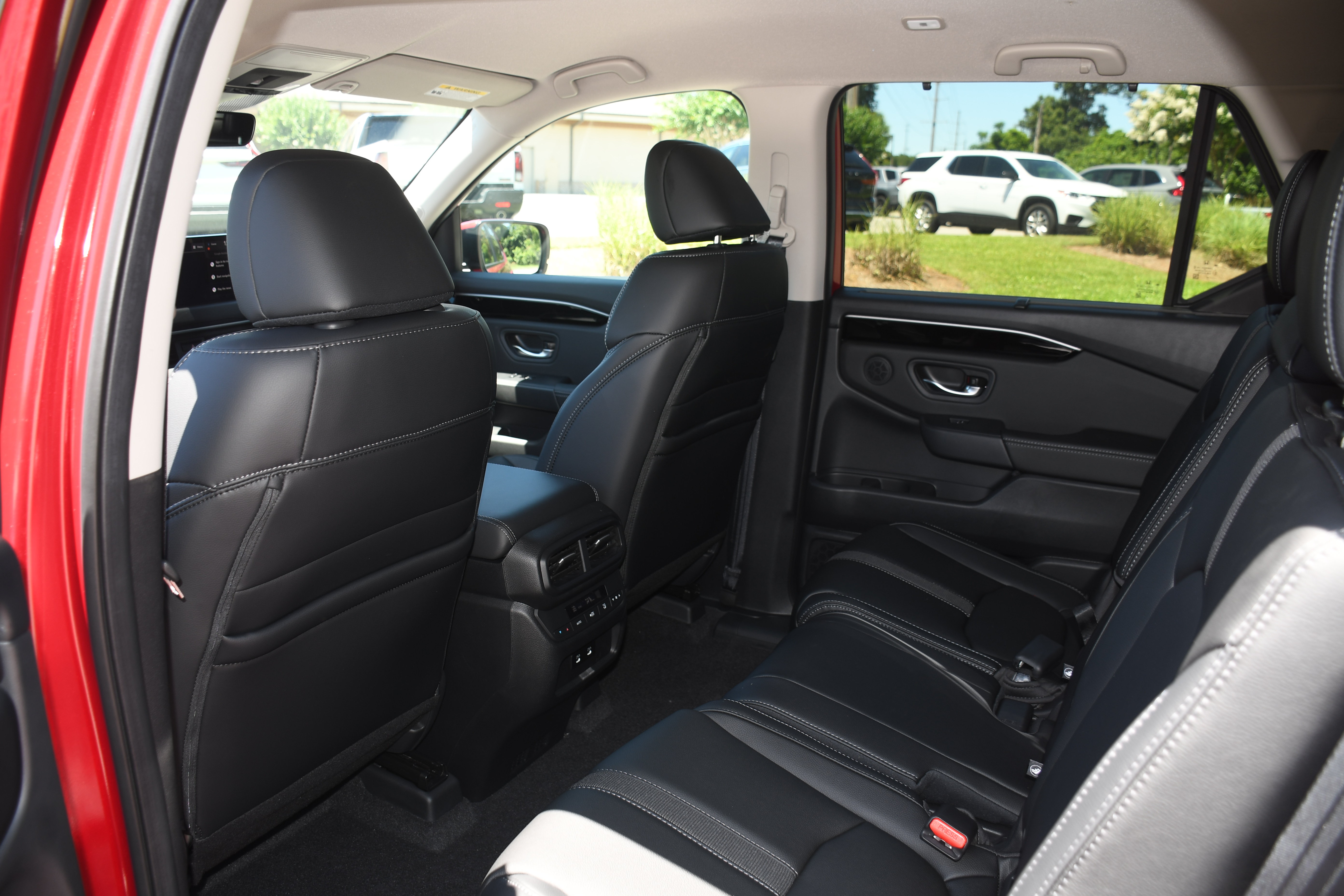 New 2026 Honda Pilot EX-L image 8